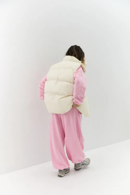 Джогери жіночі oversized рожевого кольору на затяжках